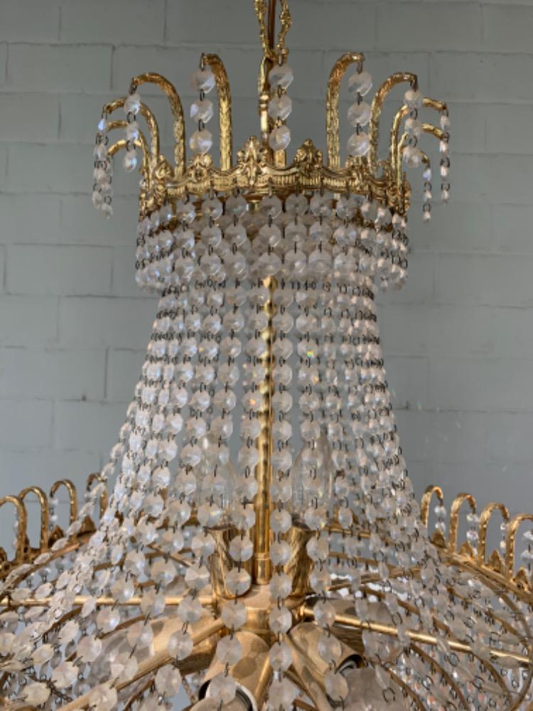 Chandelier 