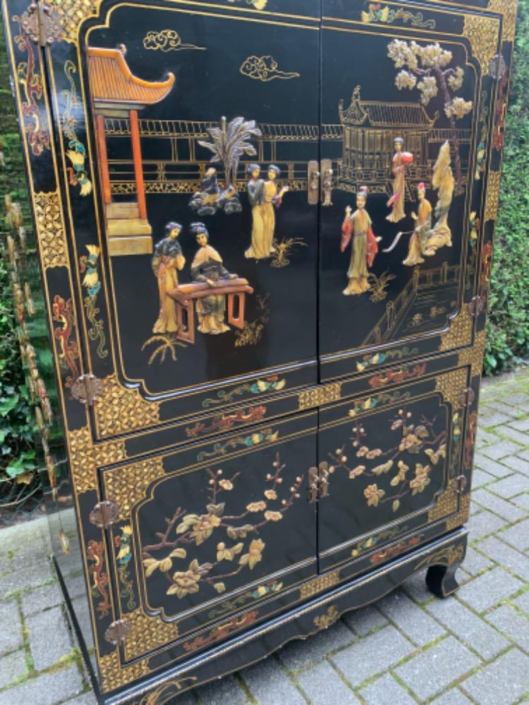 Chinese Cabinet