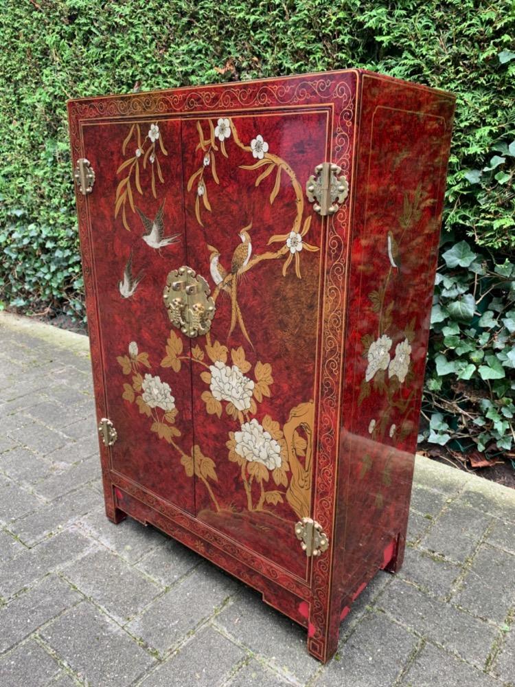 Chinese Cabinet