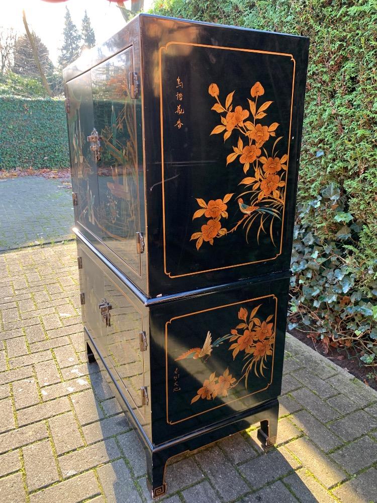 Chinese Cabinet