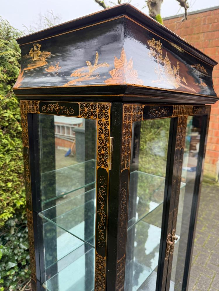 Chinese Display cabinet