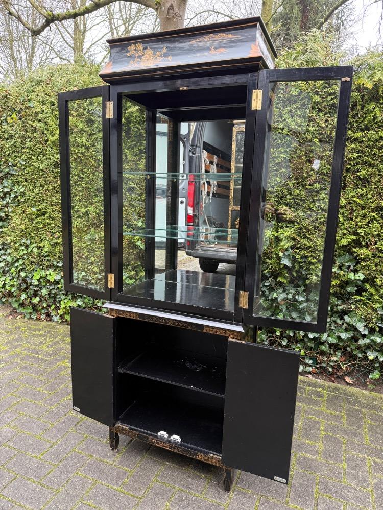 Chinese Display cabinet