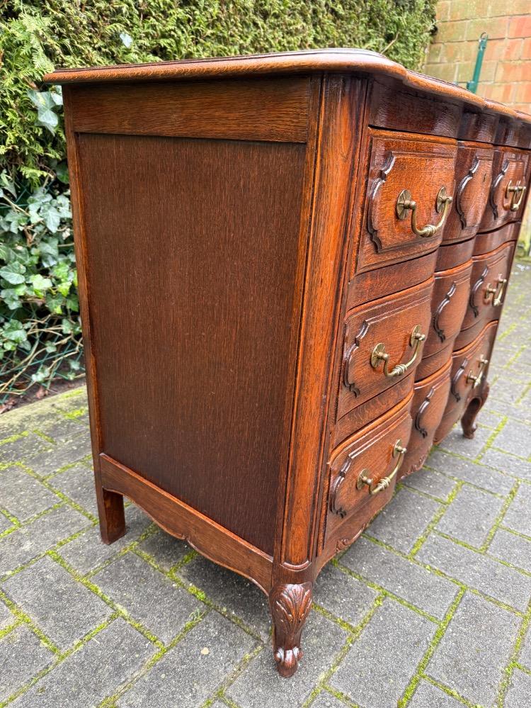 Country French Chest of drawers