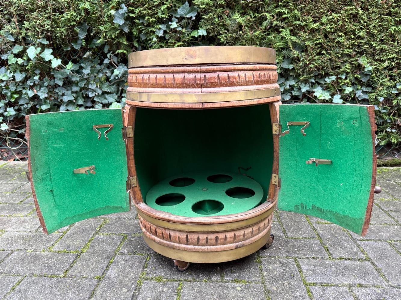 Flemish style Bar barrel