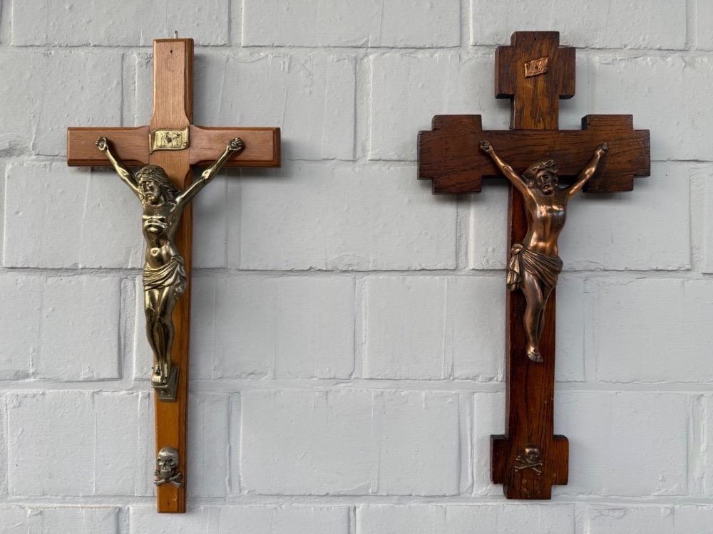 Flemish style Pair of crosses