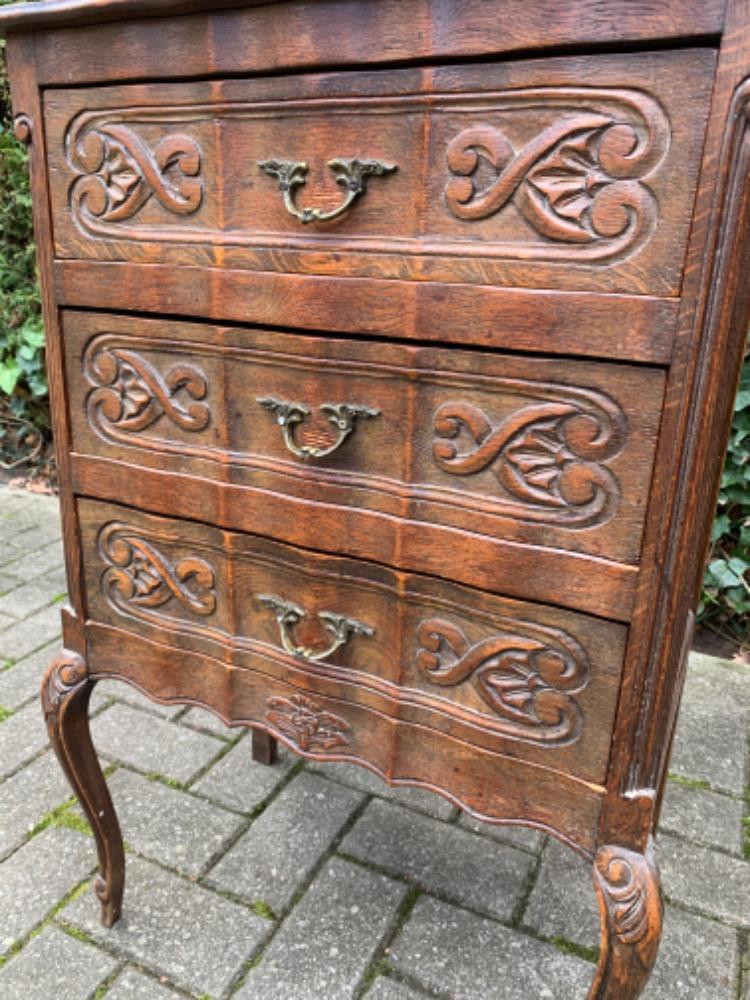 Louis XV style Chest of drawers