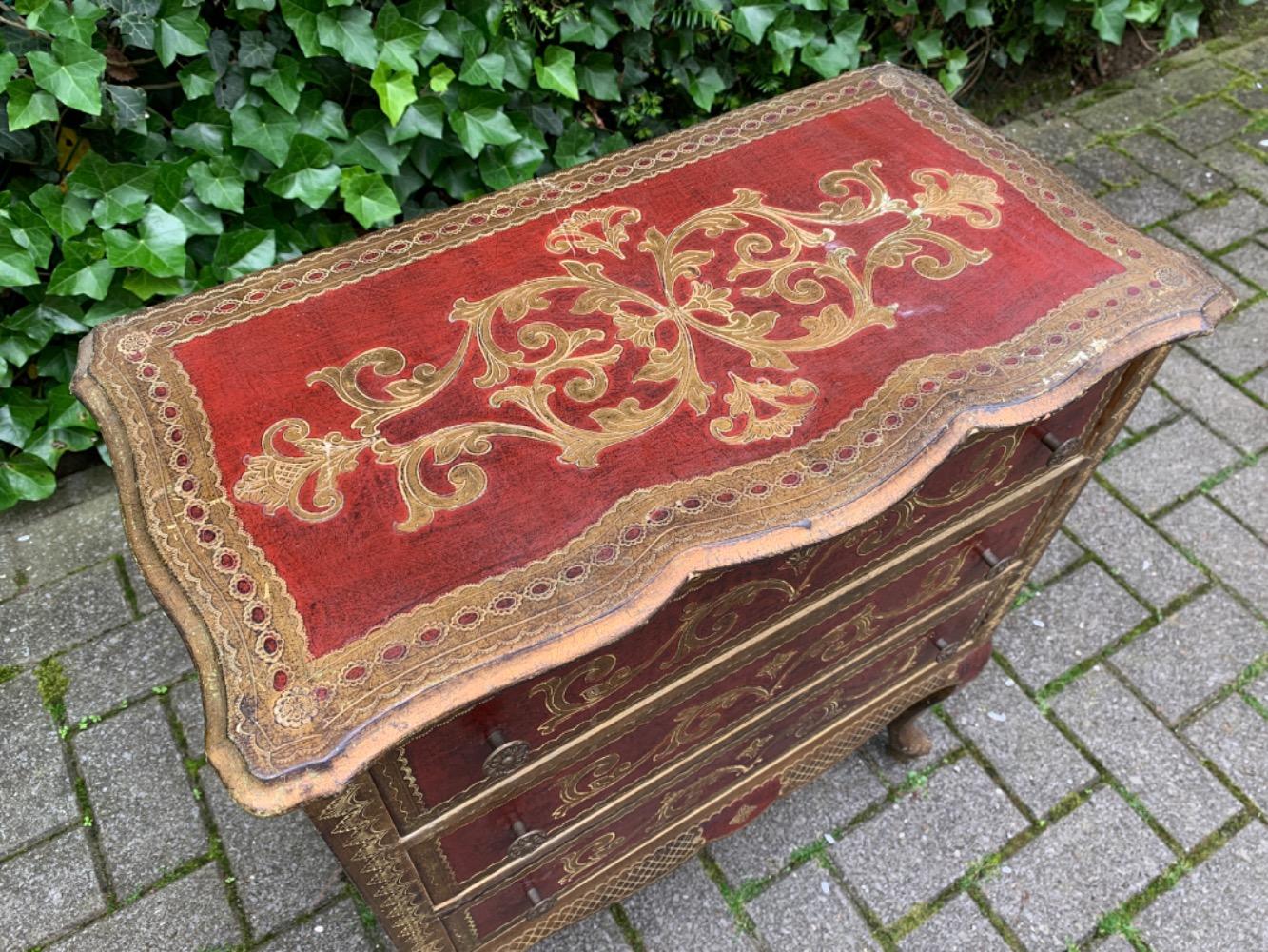 Rococo Chest of drawers