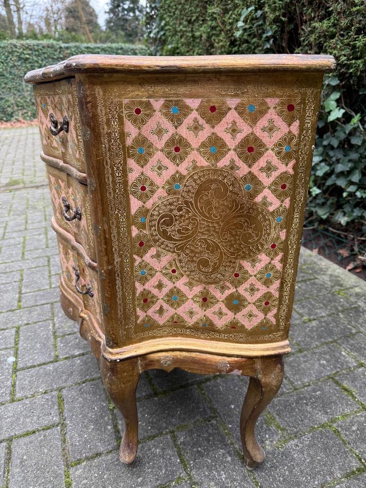 Rococo Chest of drawers