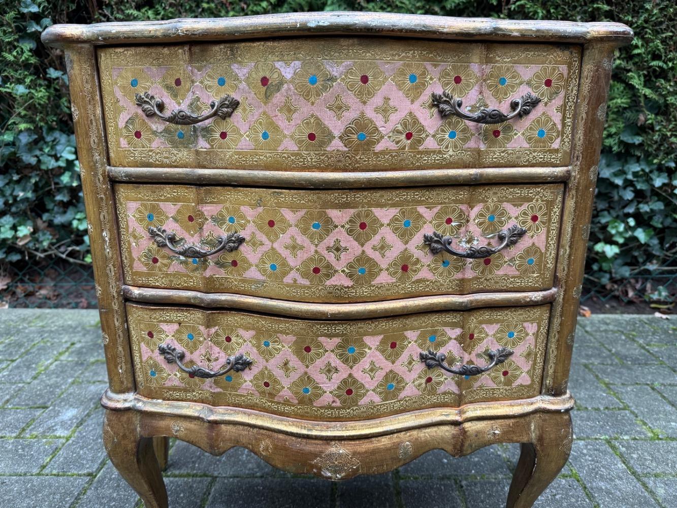 Rococo Chest of drawers